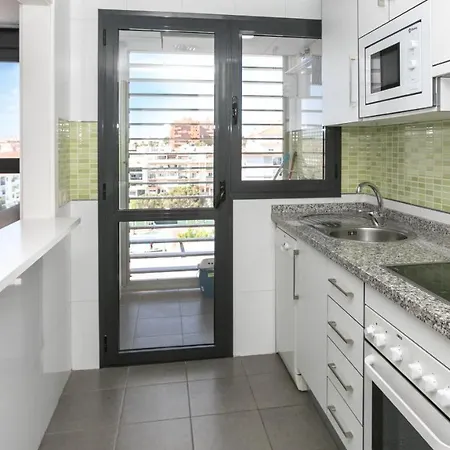 Διαμέρισμα Fantastico Apartamento En El Centro De Estepona Con Parking Privado