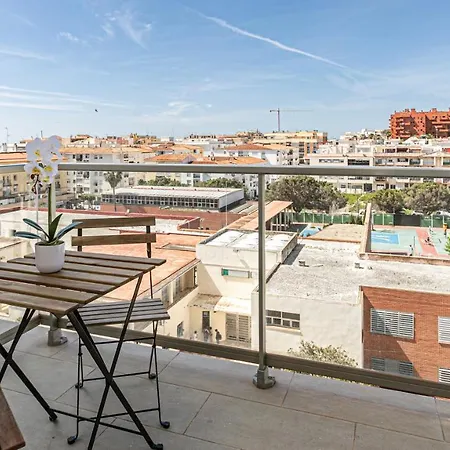 Fantastico Apartamento En El Centro De Estepona Con Parking Privado Διαμέρισμα *