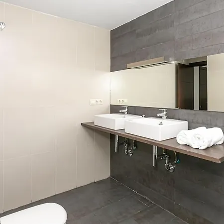 Διαμέρισμα Fantastico Apartamento En El Centro De Estepona Con Parking Privado *